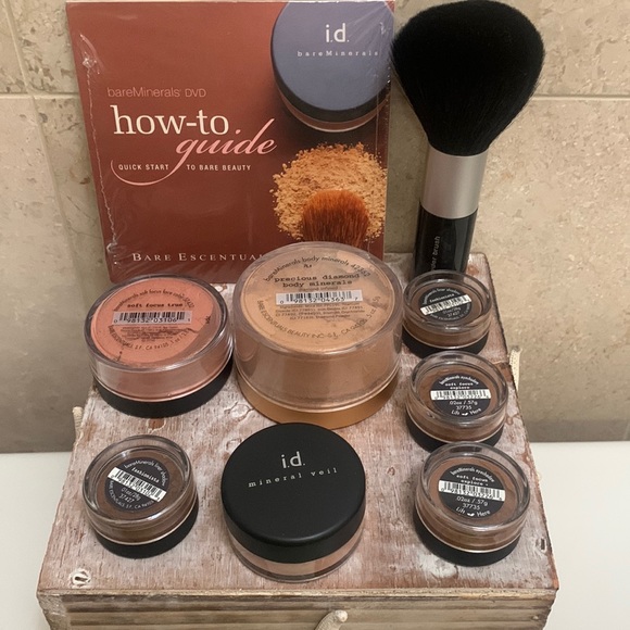 bareMinerals Other - bareMinerals neutral cosmetics bundle makeup